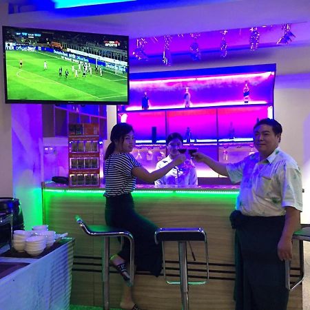 Good Luck Hotel Yangon Bagian luar foto