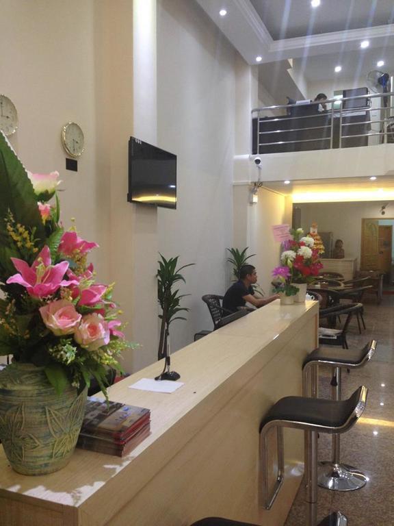 Good Luck Hotel Yangon Bagian luar foto