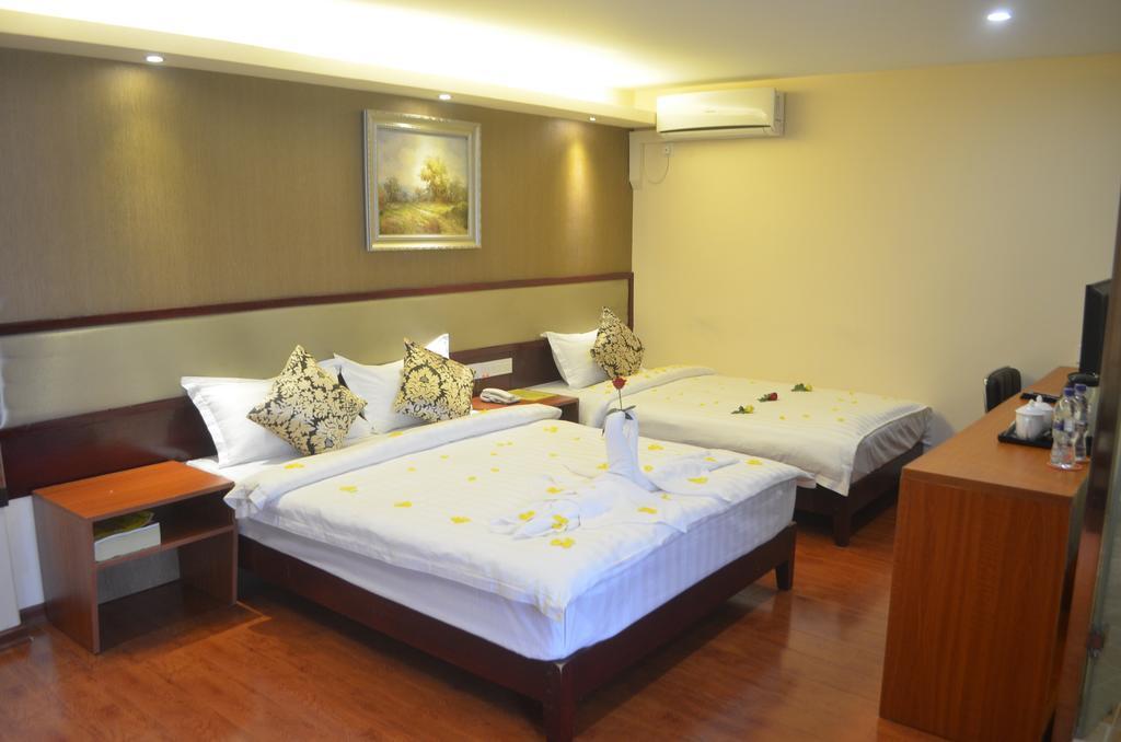 Good Luck Hotel Yangon Bagian luar foto