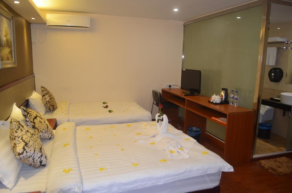Good Luck Hotel Yangon Bagian luar foto