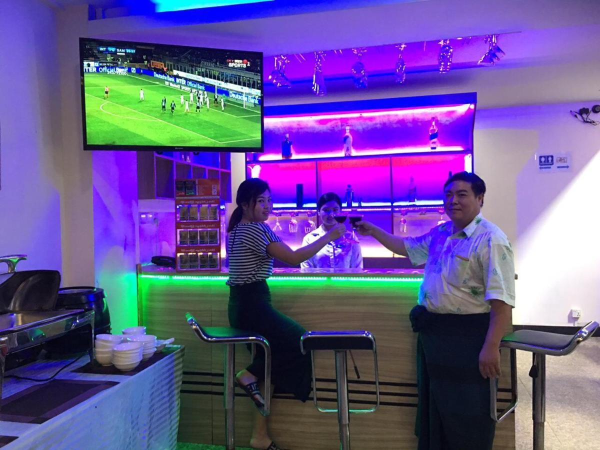 Good Luck Hotel Yangon Bagian luar foto